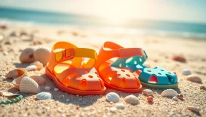 Diese kindersandalen strahlen in bunten Farben und liegen auf einem sonnigen Strand.